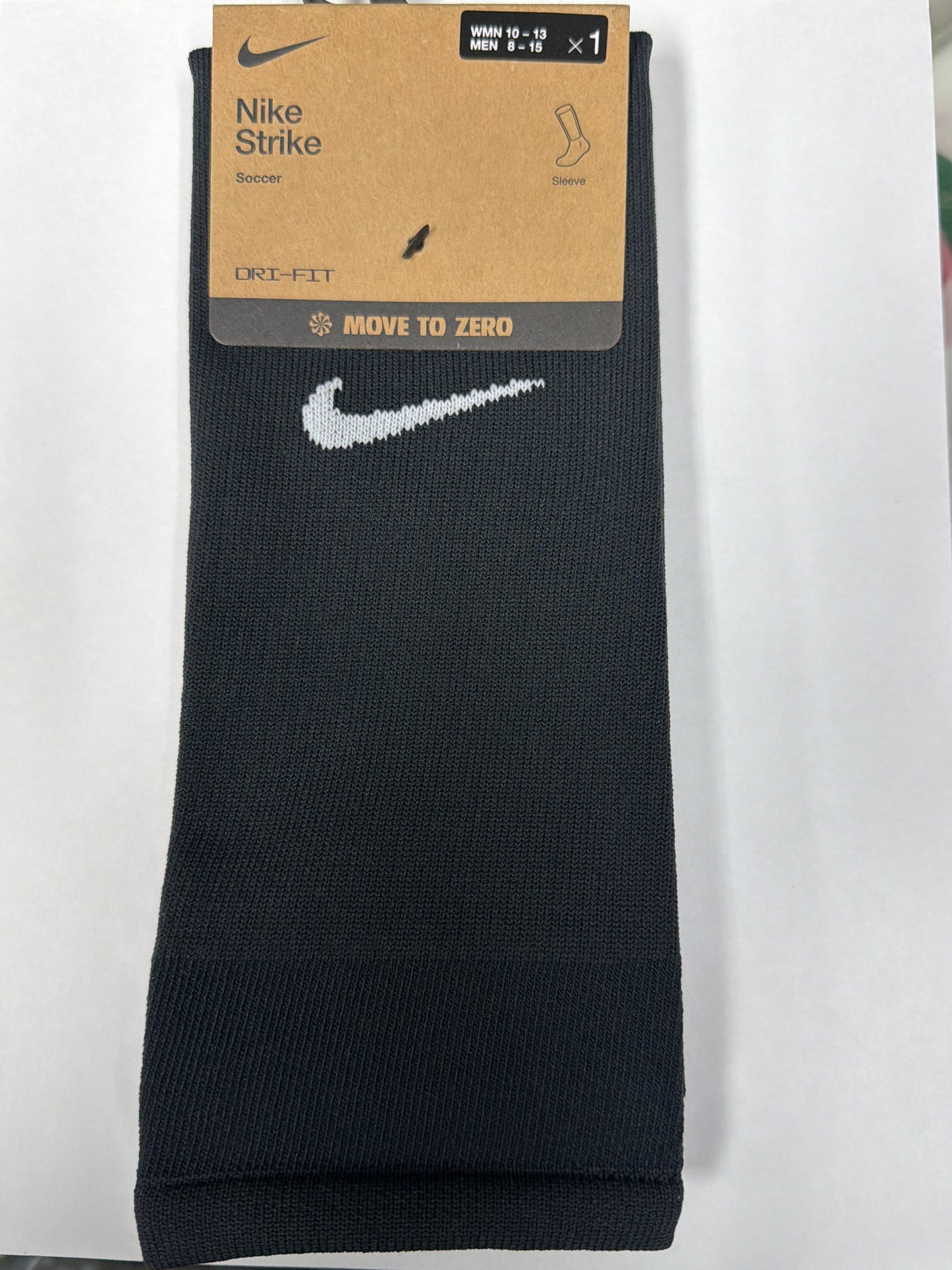 Nike STRIKE Cut