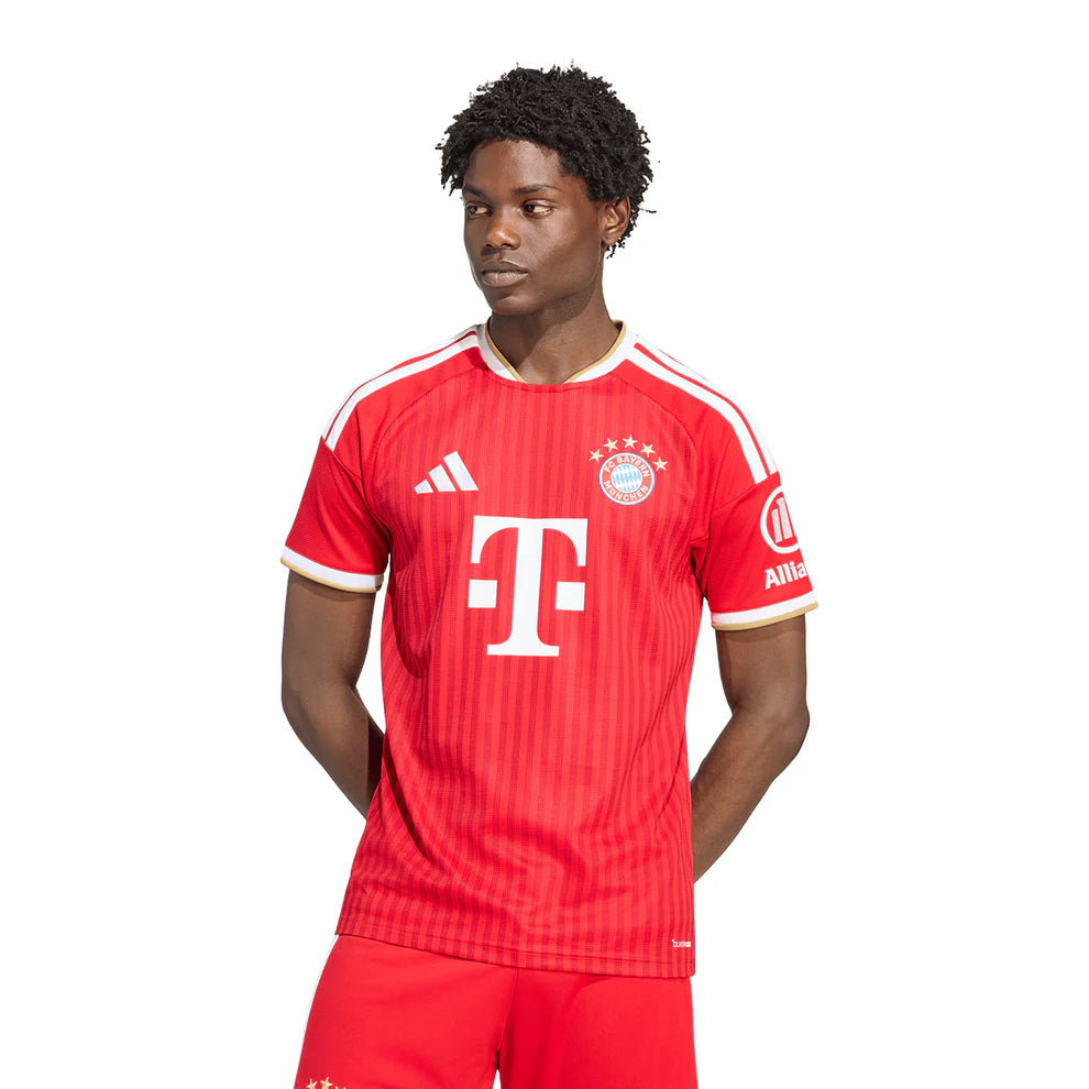 Mega Soccer & Sport